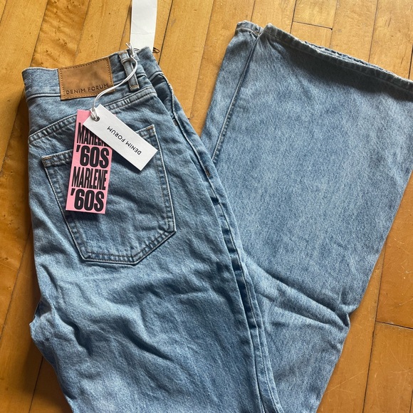 Aritzia High Rise Flare Blue Jeans 26W 30L Denim Forum - Picture 3 of 5